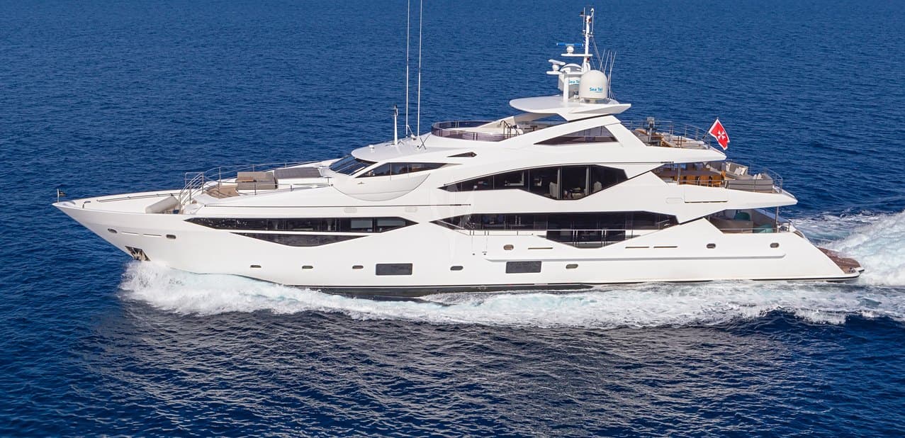 AQUA LIBRA 40m superyacht