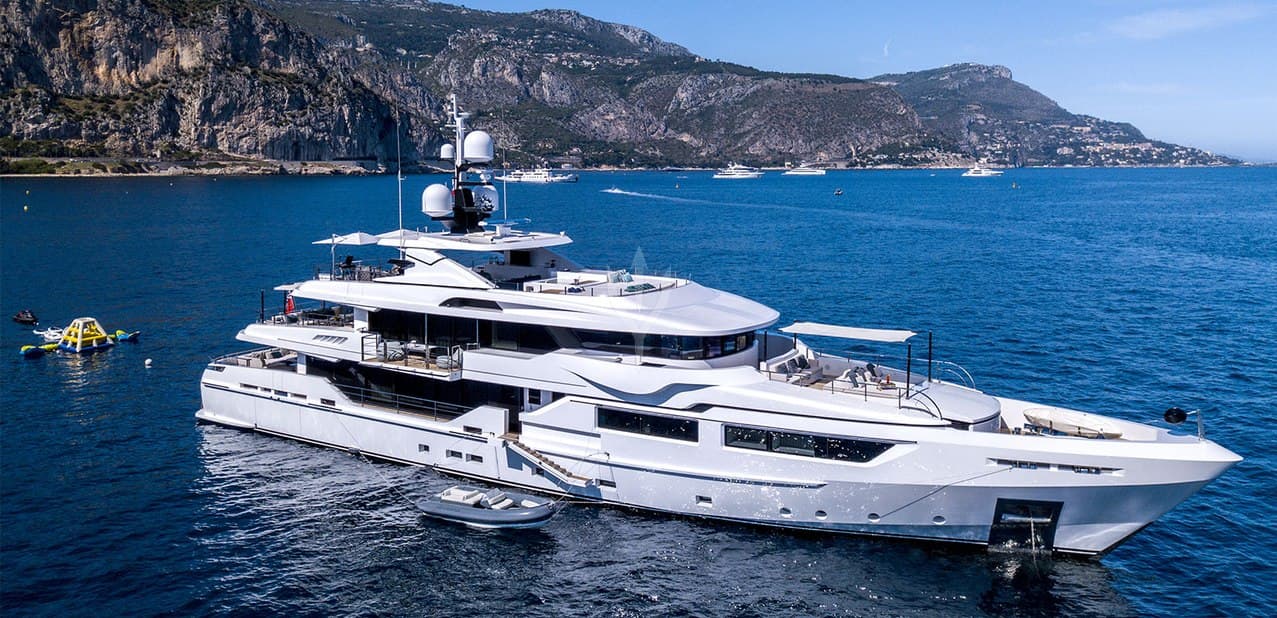 AXIOS 47m superyacht